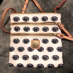 Dooney & Bourke Penn State Crossbody bag